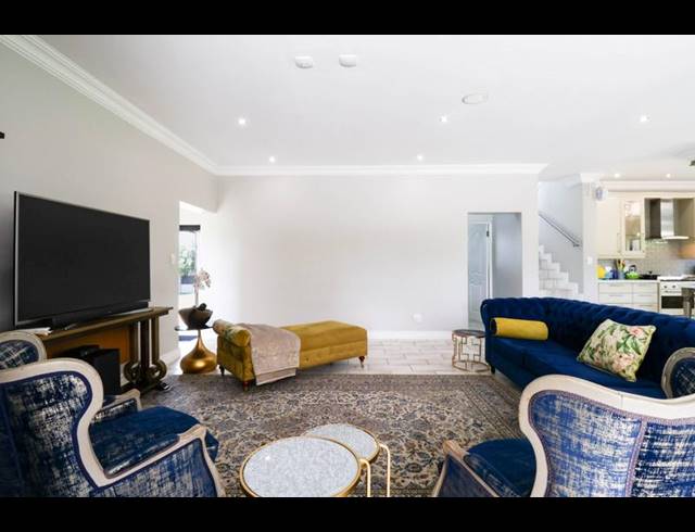 5 BEDROOM PROPERTY TO RENT IN COPPERLEAF ESTATE